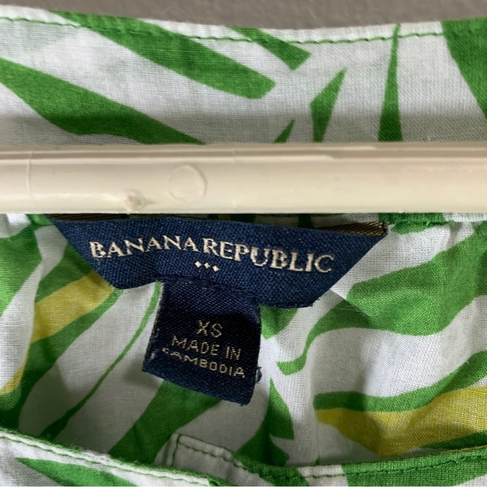Banana republic green palm print blouse Hawaiian 100% cotton button up XS top - Picture 4 of 11